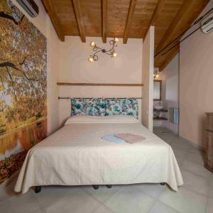 Double or Twin Room with Private Bathroom
