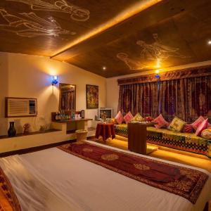 Deluxe Double or Twin Room