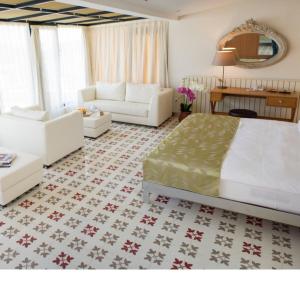 Penthouse Suite