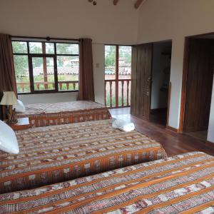 Triple Room with Private Bathroom