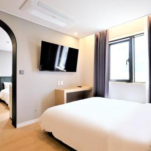 King Suite Room