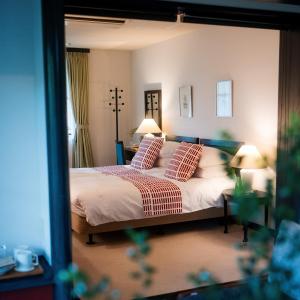 Standard Twin Room (East Building)