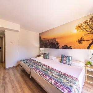 Standard Quadruple Room (4 Adults)