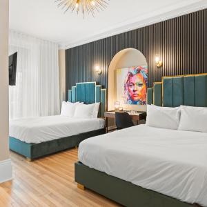Quadruple Room - 2 Queen Beds