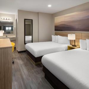 Double Room with Two Double Beds - Smoking