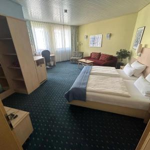 One-Bedroom Standard Apartment