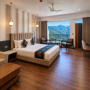 Superior King Room