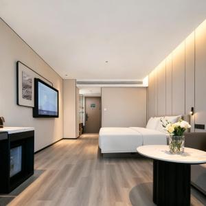 Executive Double Room with Courtyard View