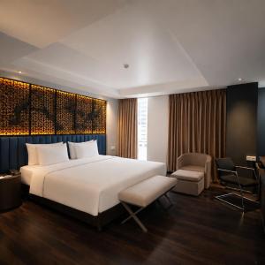 Grand Premier Room