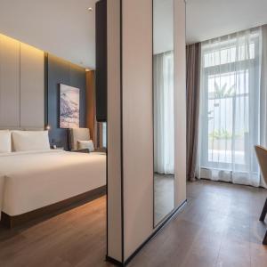 Premier Double Room with Courtyard