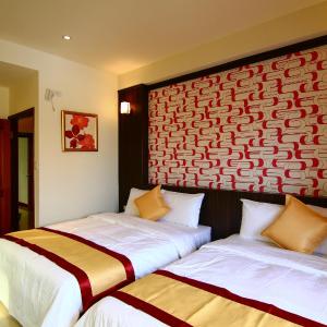 Classic Quadruple Room