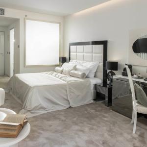 Deluxe Double Room with Terrace and Sea View