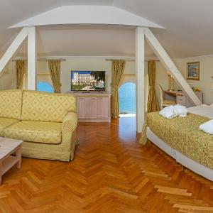 One-Bedroom Suite