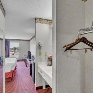 King Room - Non-Smoking