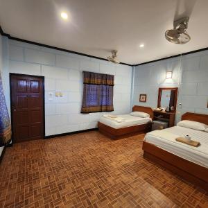 Deluxe Double Room with Balcony and Sea View