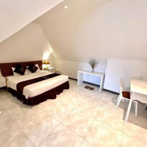 Premium Twin Room