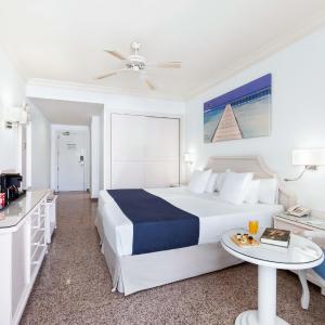 Double or Twin Room with Side Sea View