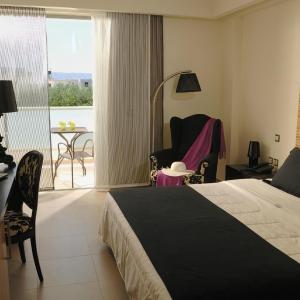 Junior Suite with Balcony