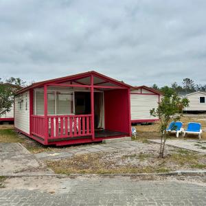 One-Bedroom Bungalow