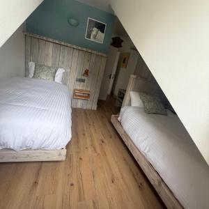 Small Twin Room