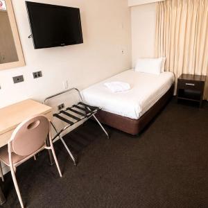 Standard Room with Two Single Beds