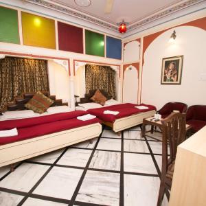 Two-Bedroom Suite - 10% off on SURA Cocktails & Cuisines, Enjoy Live Music, Welcome Drink on Arrival and Free Pickup from Railway Station