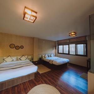 Deluxe Double or Twin Room
