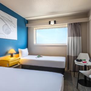 Standard Room With Three Single Beds