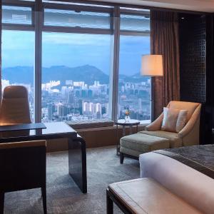 Club Deluxe Room with King Bed and Club Lounge Access