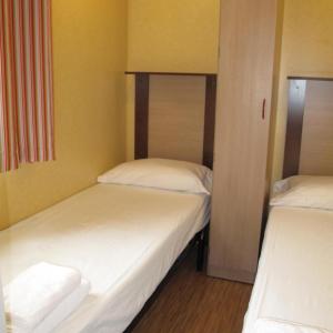 Three-Bedroom Mobile Home (6 Adults)