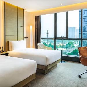 The INNSIDE Room