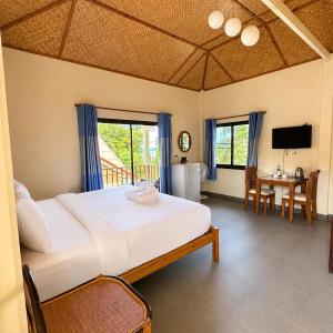 Deluxe Bungalow