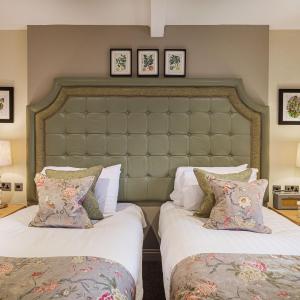 Classic Twin Room