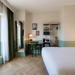 Superior Room - La Supreme
