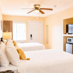 2 Full Bed Standard, Non-Smoking