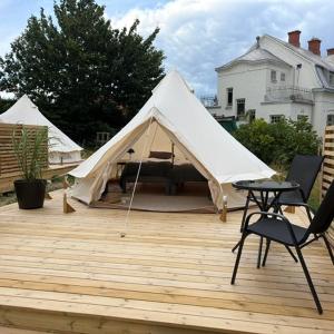 Tent