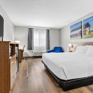 King Room - Accessible/Non-Smoking