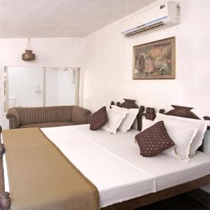 Double or Twin Room with Garden View