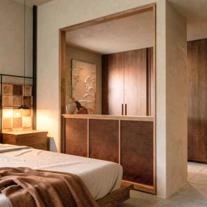 Open Plan Suite Sea View
