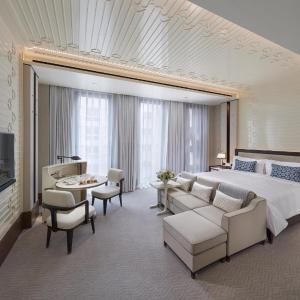 Deluxe Family Room King