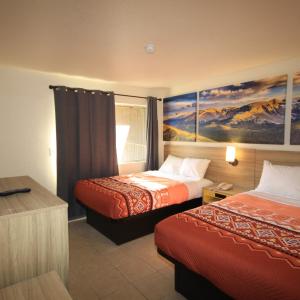 Suite with Two Double Beds - Non-Smoking