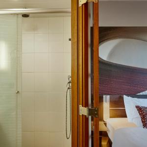 Superior Queen Room with Pull-out Bed