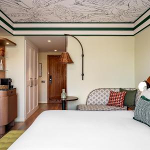 Essential King Room - Accessible