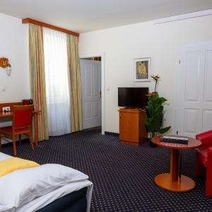 Standard Suite