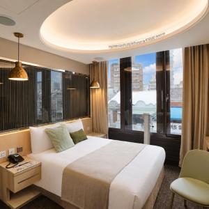 Standard Double Room with View