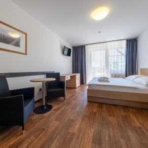 Triple Room with Terrace