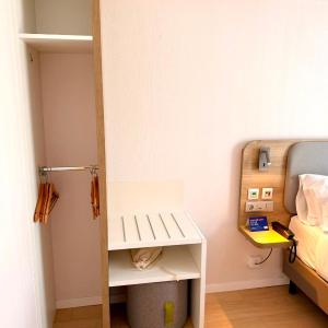 Standard King Room - Mobility Access