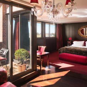 Presidential King Suite