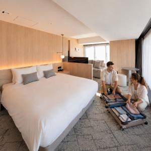 Corner Double Room