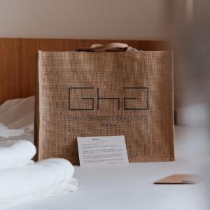 Signature Suite with Balcony and Spa Bath - Sea View